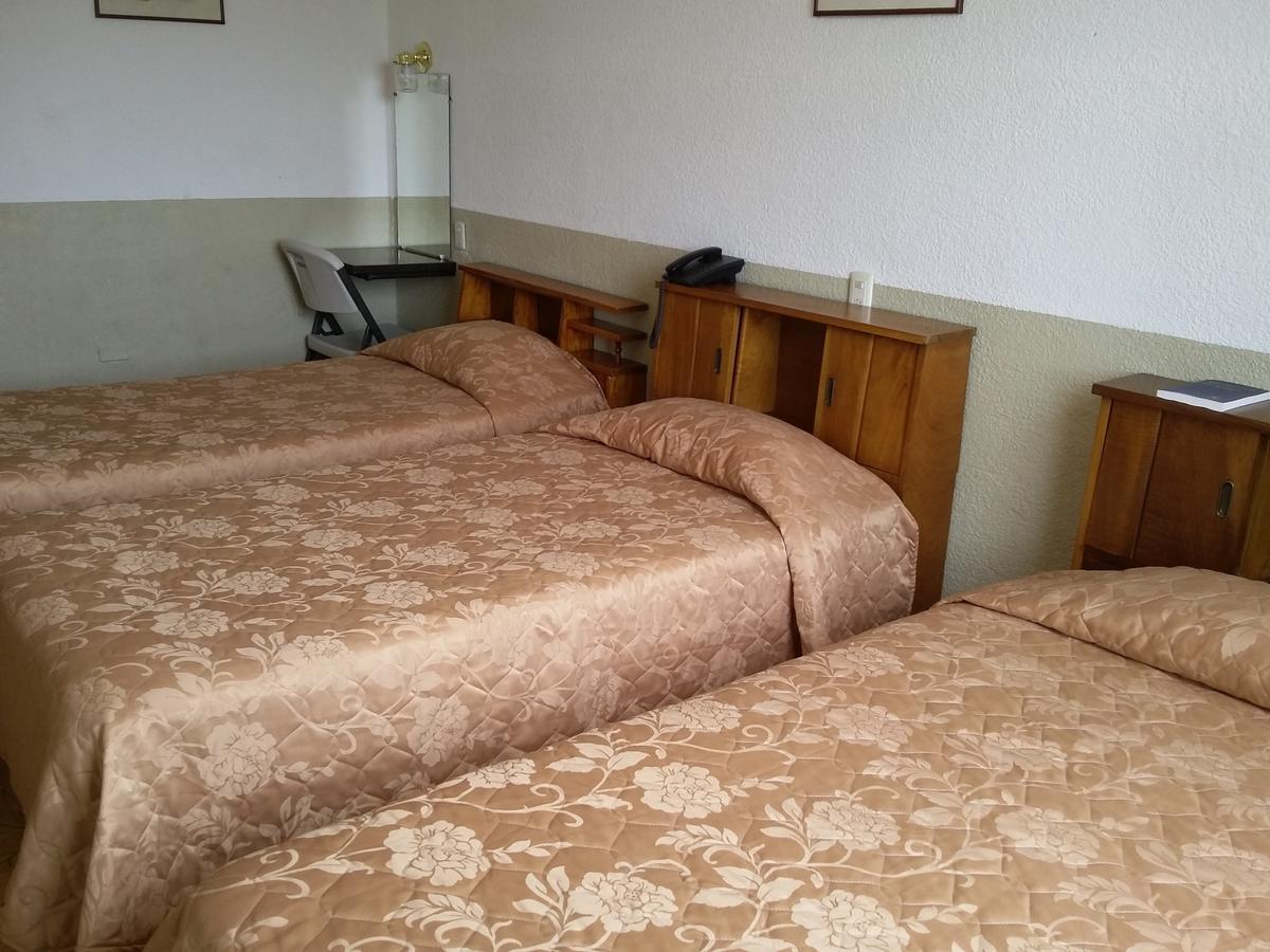 Hotel Centenario Guatemala City Bagian luar foto