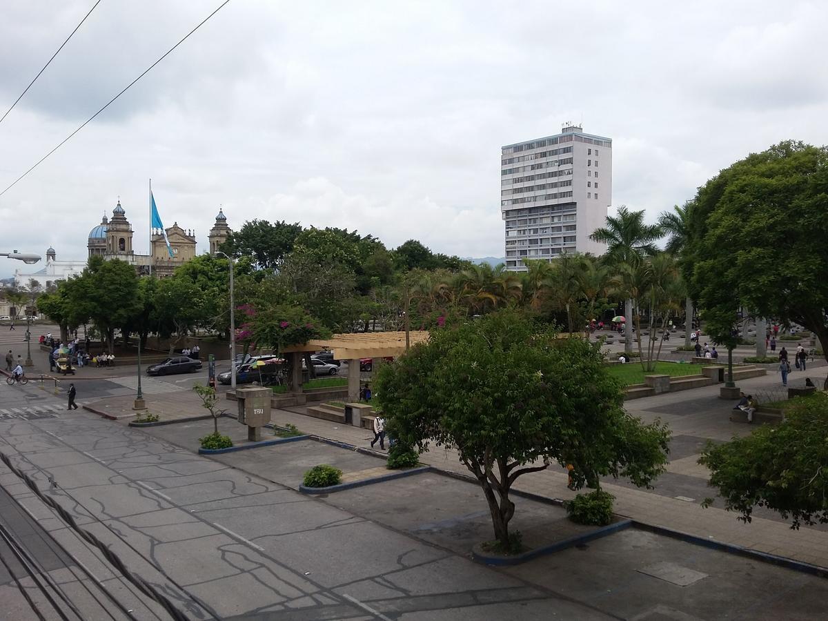 Hotel Centenario Guatemala City Bagian luar foto